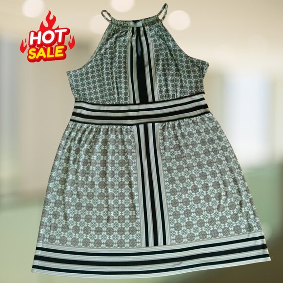 New York and Company Keyhole Dress Sz XL - Picture 1 of 7